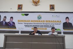 Membangun Moderasi Beragama: Seminar FEBI UIN Syahada Bersama Prof. Sumper Mulia Harahap Mendorong Sikap Moderat di Kalangan Mahasiswa