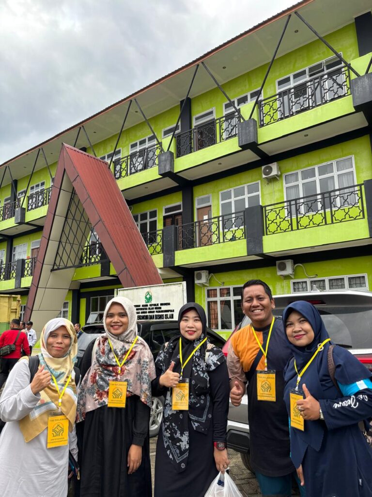 FEBI Salurkan Bantuan Kemanusiaan ke Desa Sibara-bara