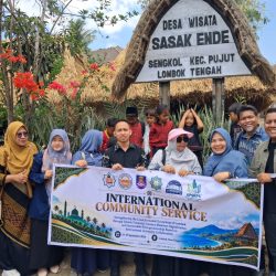FEBI UIN SYAHADA International Community Service di Lombok